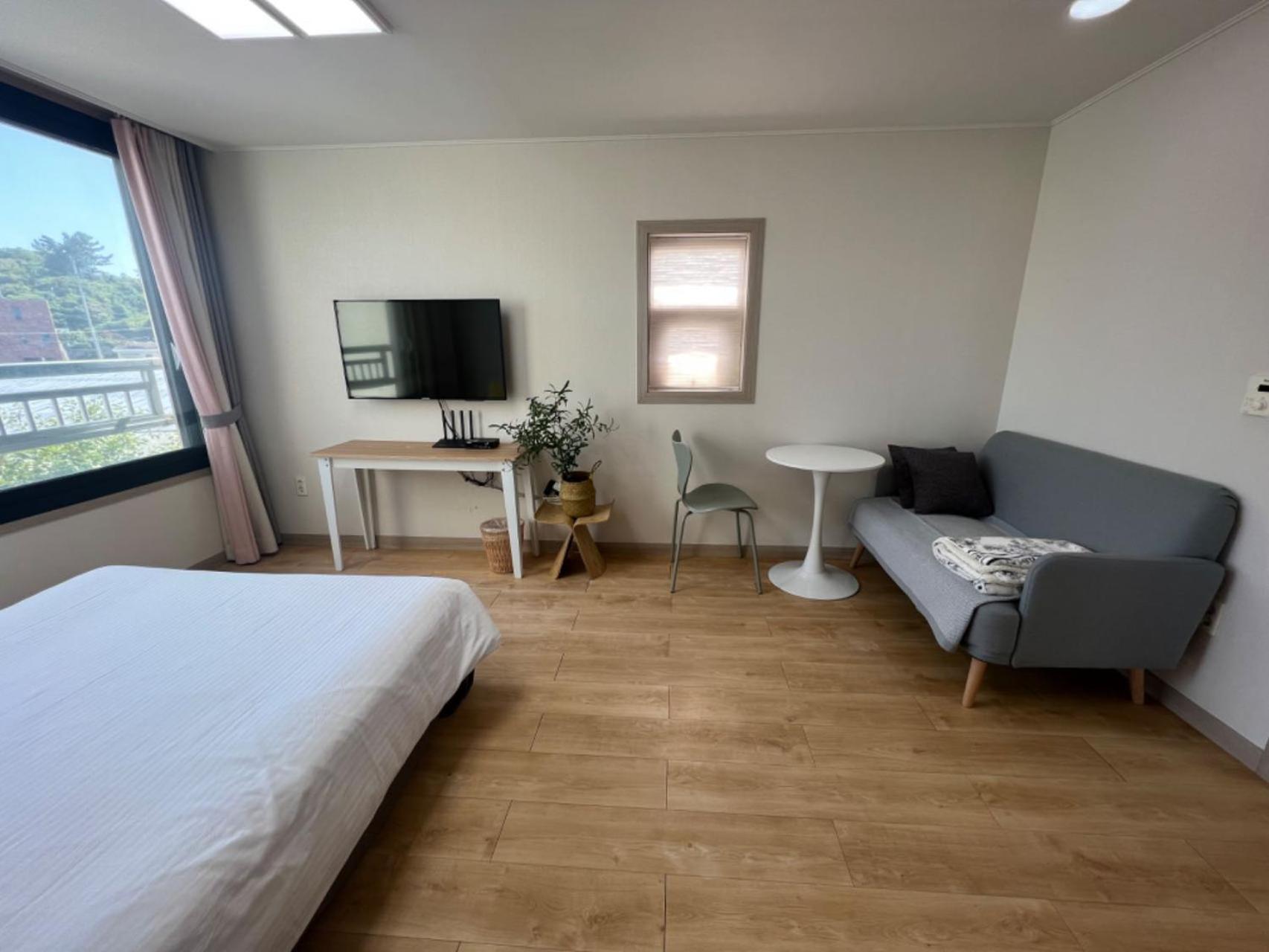 Living In Jeju Island Apartment Exterior foto