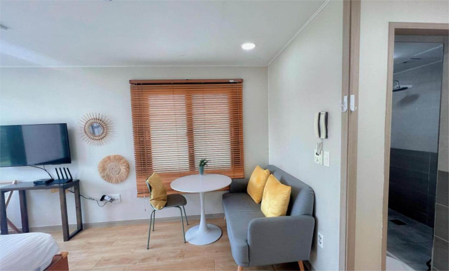 Living In Jeju Island Apartment Exterior foto
