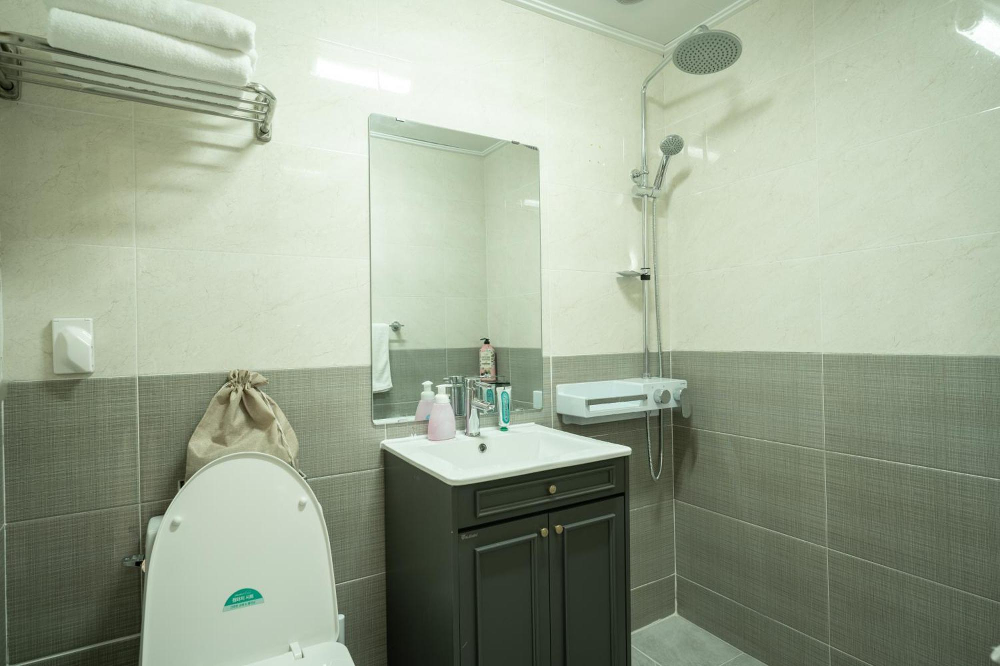 Living In Jeju Island Apartment Exterior foto