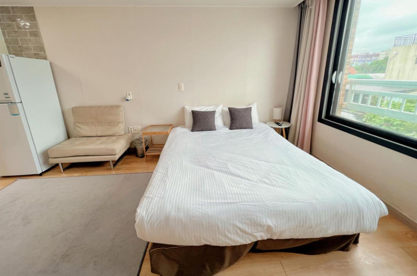 Living In Jeju Island Apartment Exterior foto